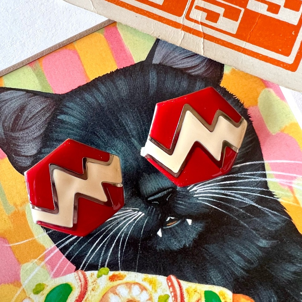 Vintage 1980’s Geometric Red Zig Zag Mod Earrings